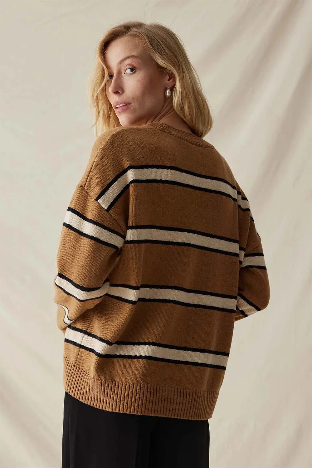 FELICITY LIGHTWEIGHT SWEATER